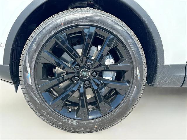 2026 Land Rover Discovery S