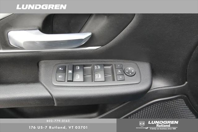 2022 Ram 1500 Big Horn Crew Cab 4x4 5'7" Box