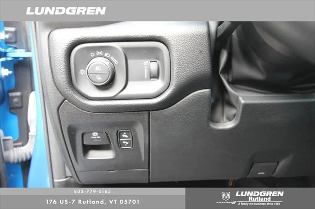 2022 Ram 1500 Big Horn Crew Cab 4x4 5'7" Box