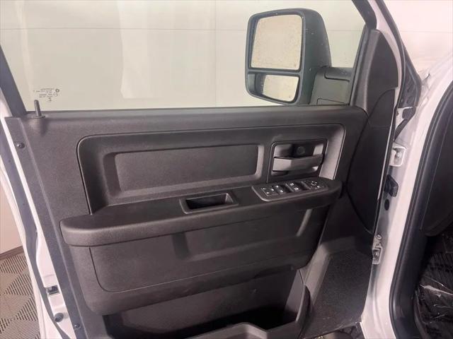 2026 Ram 3500 Tradesman Crew Cab 4x4 8' Box
