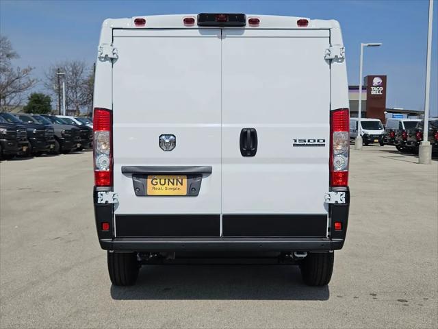 2026 Ram ProMaster Cargo Van Tradesman Low Roof 136" WB w/Pass Seat