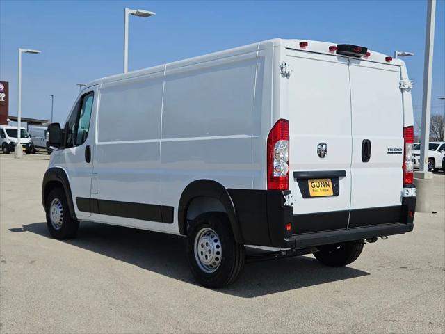 2026 Ram ProMaster Cargo Van Tradesman Low Roof 136" WB w/Pass Seat