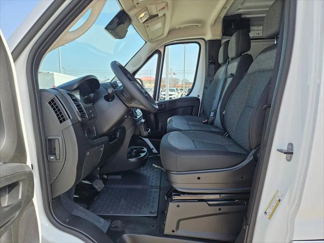 2026 Ram ProMaster Cargo Van Tradesman Low Roof 136" WB w/Pass Seat
