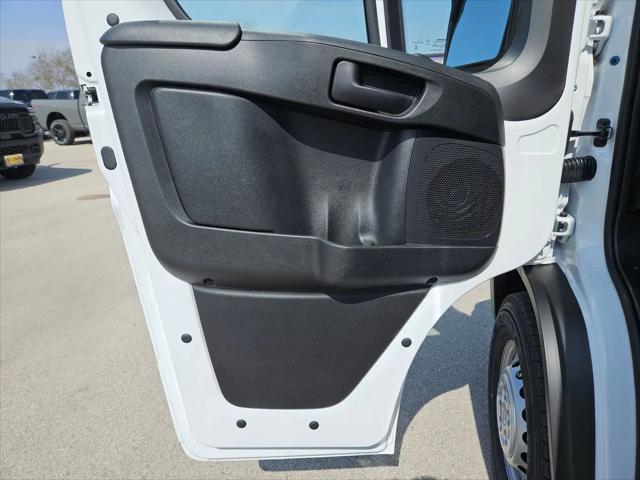2026 Ram ProMaster Cargo Van Tradesman Low Roof 136" WB w/Pass Seat