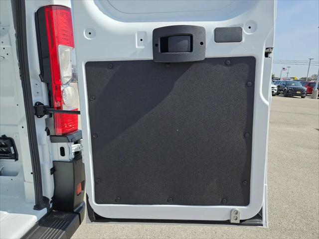2026 Ram ProMaster Cargo Van Tradesman Low Roof 136" WB w/Pass Seat