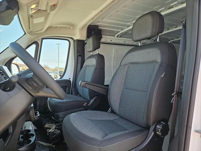 2026 Ram ProMaster Cargo Van Tradesman Low Roof 136" WB w/Pass Seat