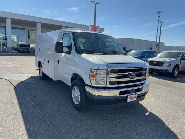 2026 Ford E-350 Cutaway E-Series Cutaway