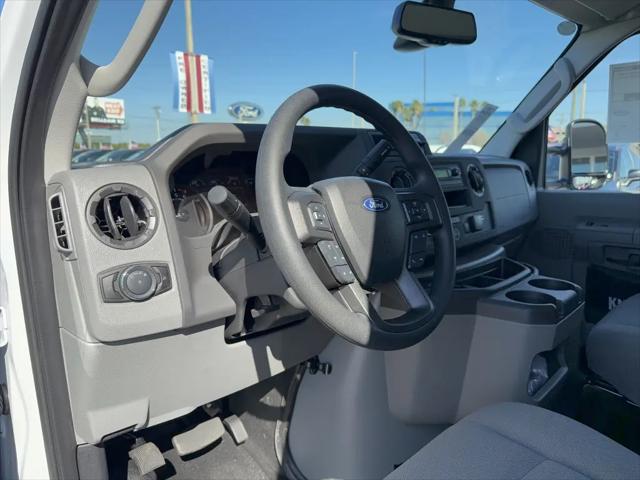 2026 Ford E-350 Cutaway E-Series Cutaway