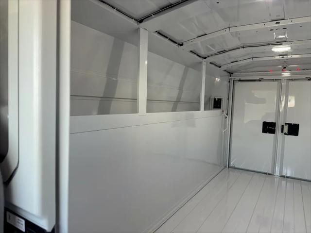 2026 Ford E-350 Cutaway E-Series Cutaway