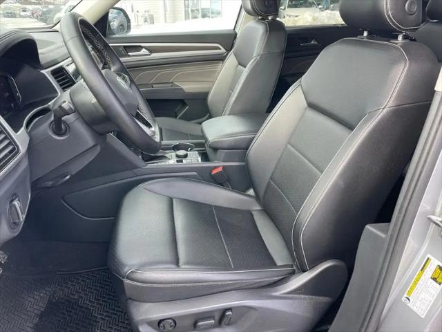 2022 Volkswagen Atlas 3.6L V6 SE w/Technology