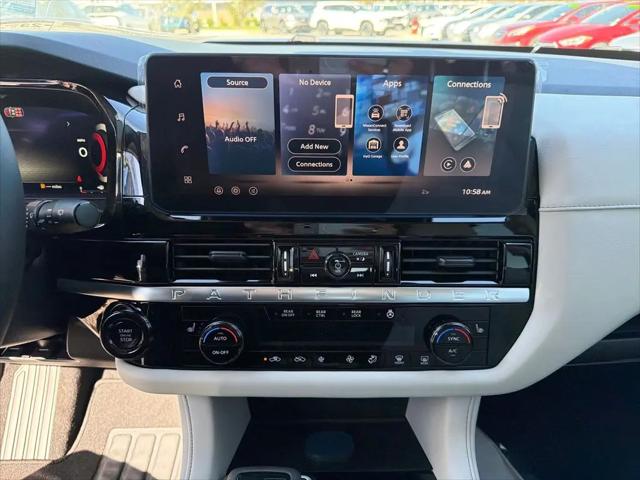 2026 Nissan Pathfinder SL