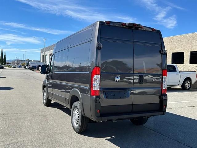 2026 Ram ProMaster Cargo Van Tradesman High Roof 136" WB w/Pass Seat