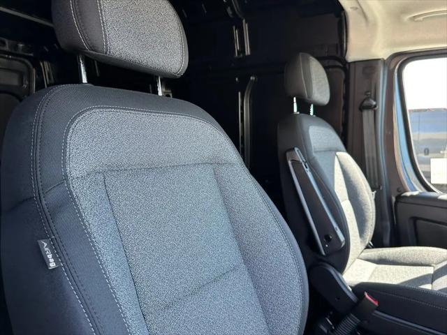 2026 Ram ProMaster Cargo Van Tradesman High Roof 136" WB w/Pass Seat