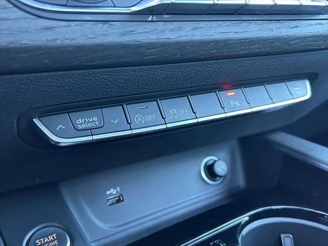 2023 Audi A4 Premium Plus 45 TFSI S line quattro S tronic