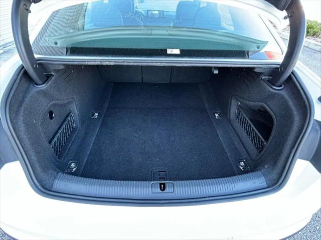 2023 Audi A4 Premium Plus 45 TFSI S line quattro S tronic