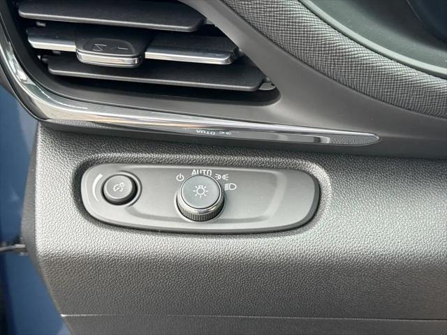 2026 Buick NV Preferred FWD