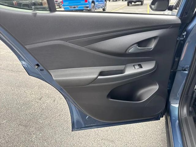 2026 Buick NV Preferred FWD
