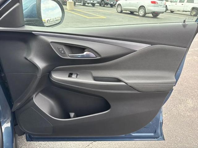 2026 Buick NV Preferred FWD