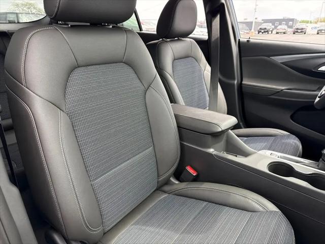 2026 Buick NV Preferred FWD