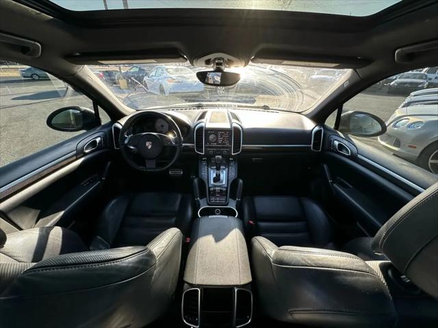 2011 Porsche Cayenne S