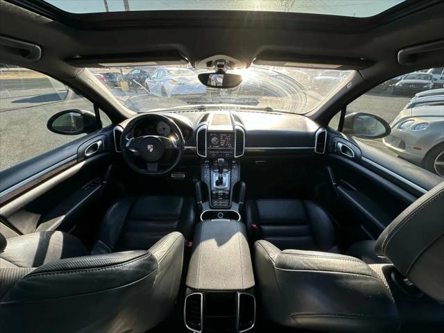 2011 Porsche Cayenne S