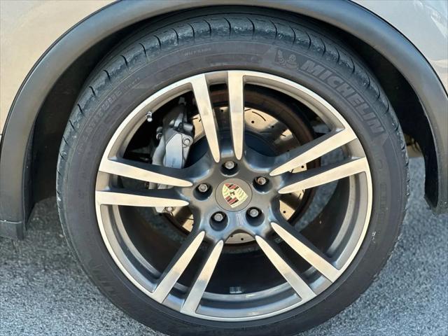 2011 Porsche Cayenne S