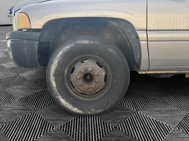 2000 Dodge Ram 3500 ST