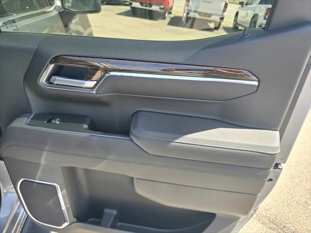 2026 GMC Sierra 1500 Crew Cab, Short Bed, SLE, 4WD