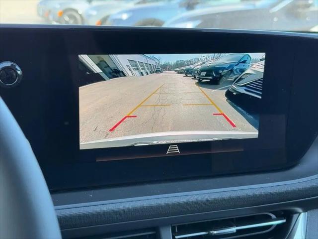 2026 Buick NV Preferred FWD