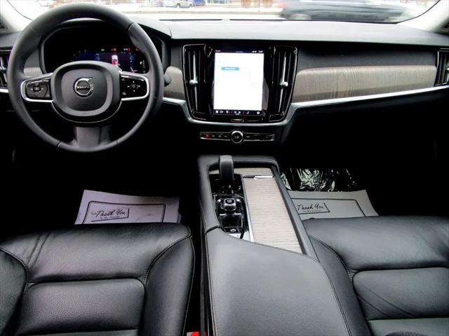 2023 Volvo S90 B6 Plus
