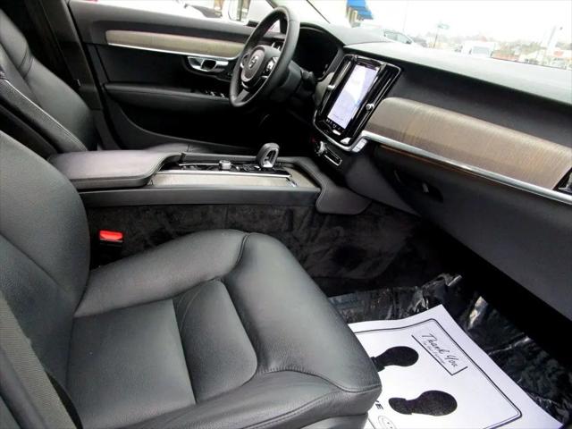 2023 Volvo S90 B6 Plus