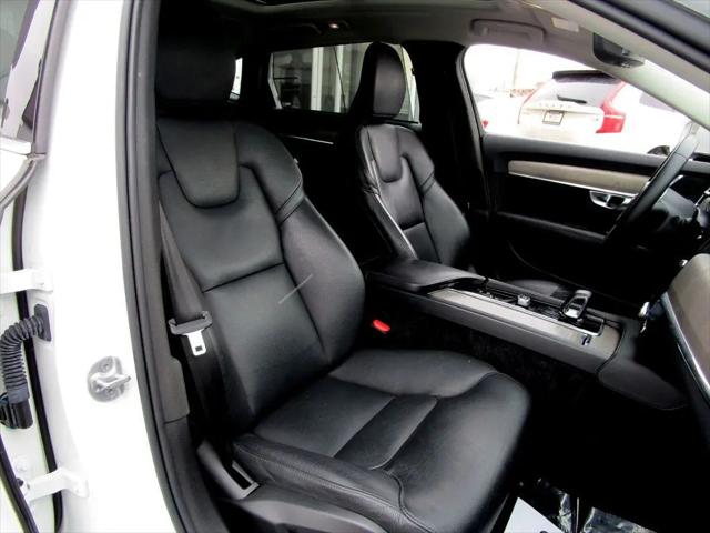 2023 Volvo S90 B6 Plus