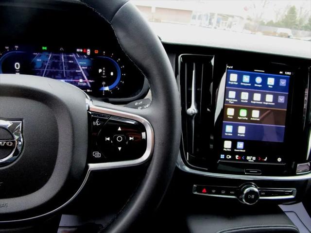 2023 Volvo S90 B6 Plus