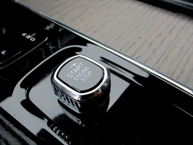 2023 Volvo S90 B6 Plus
