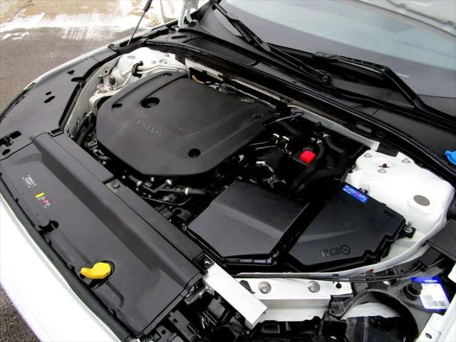 2023 Volvo S90 B6 Plus