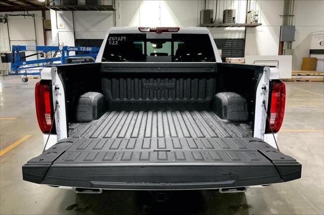 2026 GMC Sierra 1500 Crew Cab, Short Bed, AT4, 4WD