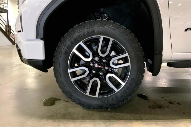 2026 GMC Sierra 1500 Crew Cab, Short Bed, AT4, 4WD