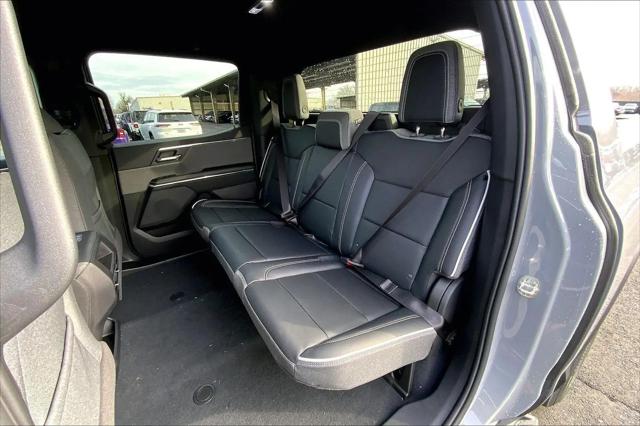 2026 GMC Sierra Standard Range Elevation