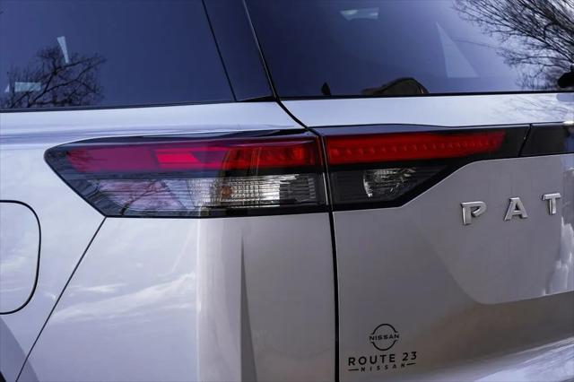2023 Nissan Pathfinder SV 4WD