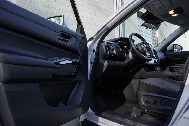 2023 Nissan Pathfinder SV 4WD