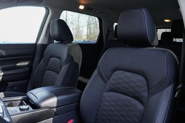 2023 Nissan Pathfinder SV 4WD
