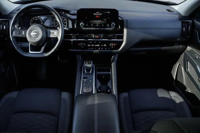 2023 Nissan Pathfinder SV 4WD