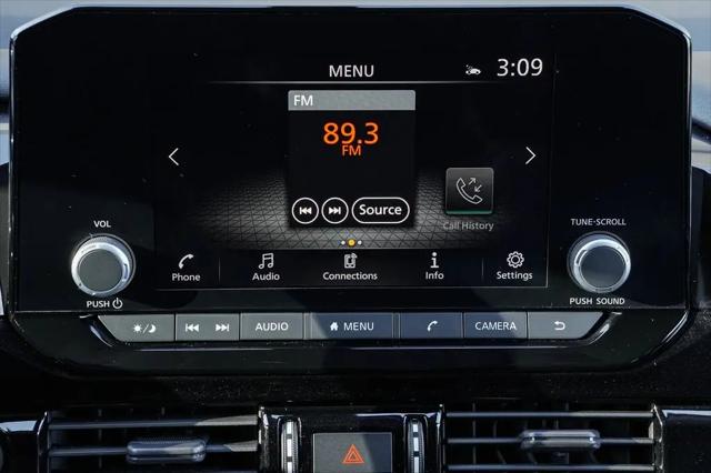 2023 Nissan Pathfinder SV 4WD