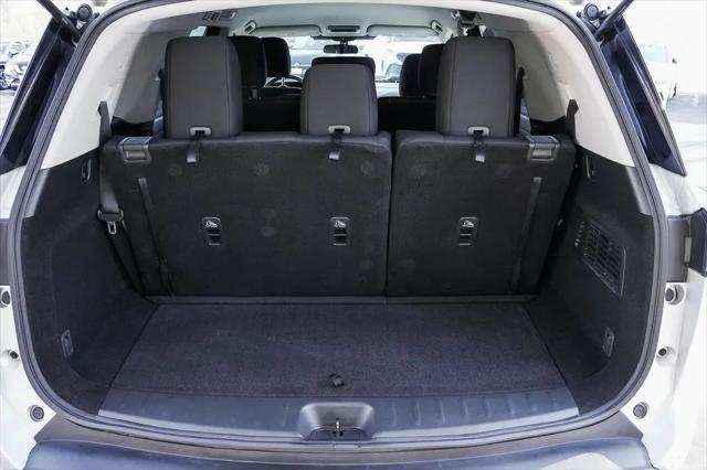 2023 Nissan Pathfinder SV 4WD