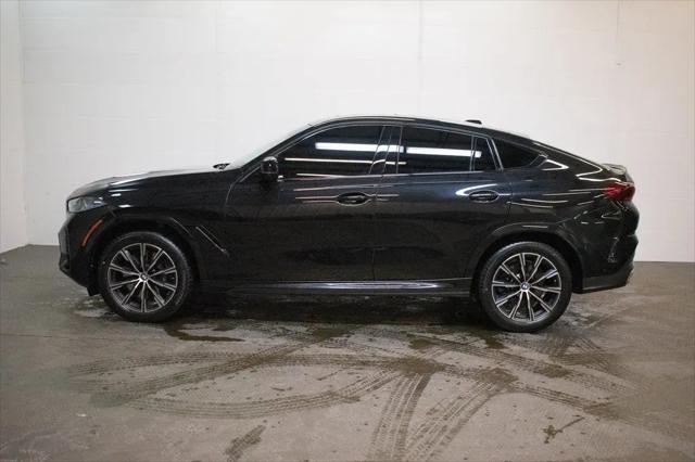 2025 BMW X6 M60i