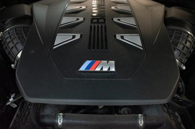 2025 BMW X6 M60i