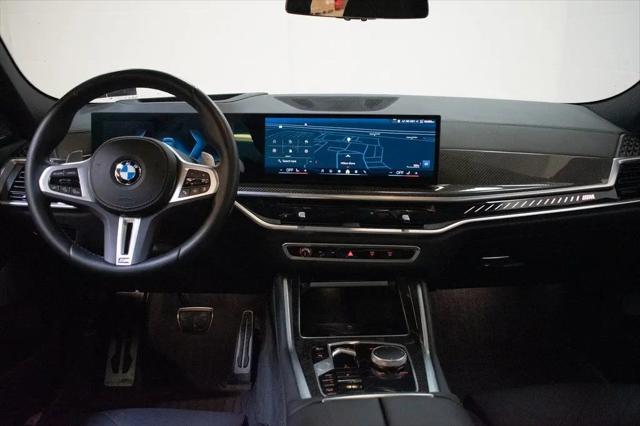 2025 BMW X6 M60i