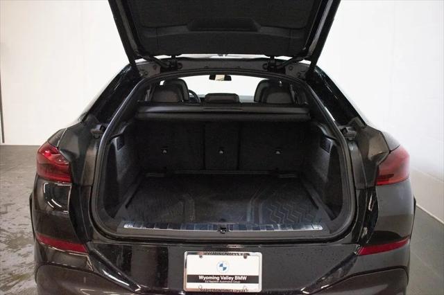 2025 BMW X6 M60i