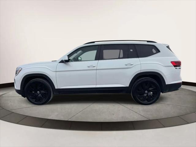 2026 Volkswagen Atlas SE with Technology