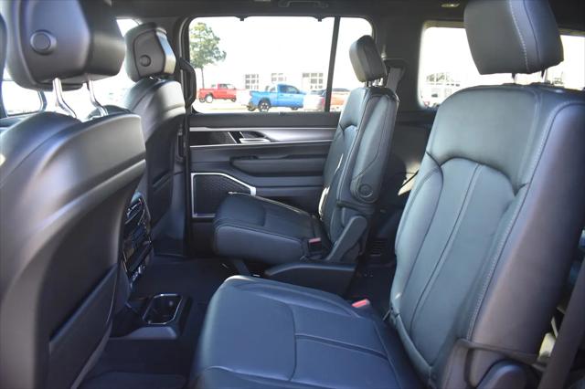 2026 Jeep Grand Wagoneer Limited Altitude 4x4